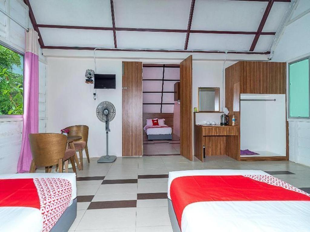 Dreamland Beach Holiday Kudat Exterior foto